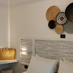 Vrahos Boutique