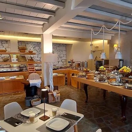 Vrahos Boutique 카라보스타시