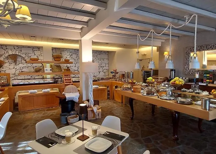 Vrahos Boutique 카라보스타시