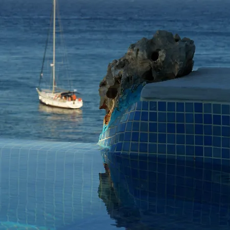 Vrahos Boutique Hotel Karavostasis (Folegandros)