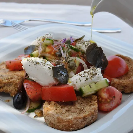 Vrahos Boutique 3*
