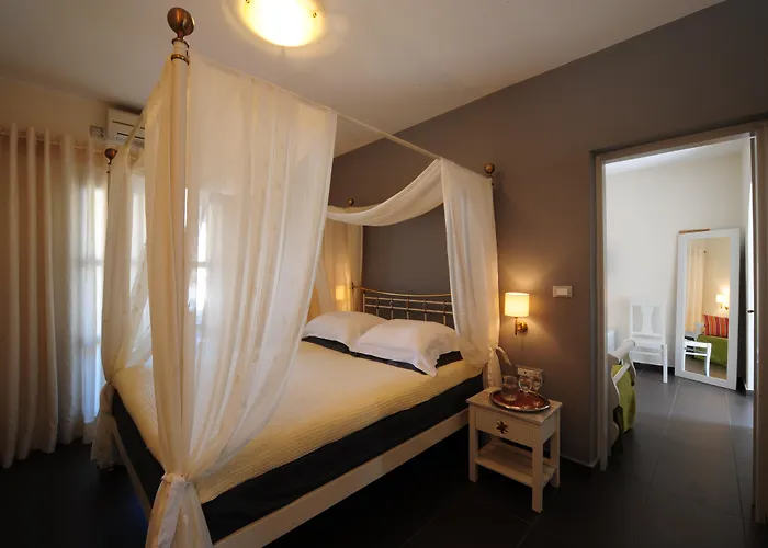 Vrahos Boutique Karavostasis (Folegandros)