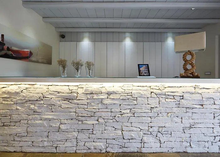 Vrahos Boutique Karavostasis (Folegandros)