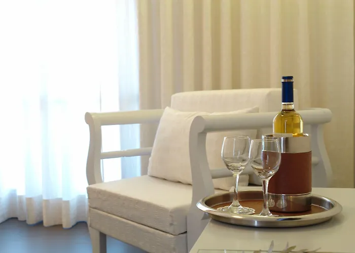 Vrahos Boutique Karavostasis (Folegandros)