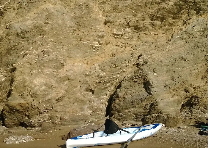 Vrahos Boutique كارافوستاسيس